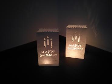 10 Lichttüten "Happy Birthday" weiss für Teelichter mit Motiv Kerzen