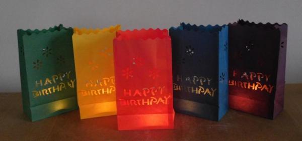 10 Lichttüten "Happy Birthday" bunt für Teelichter